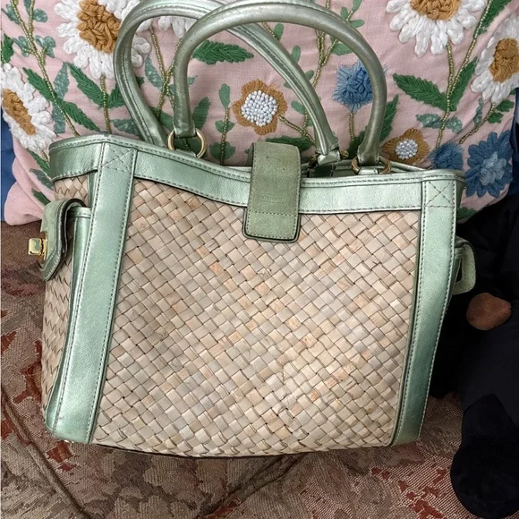 Coach Elegant Green and Tan Woven Women's Bag - Picture 4 of 10